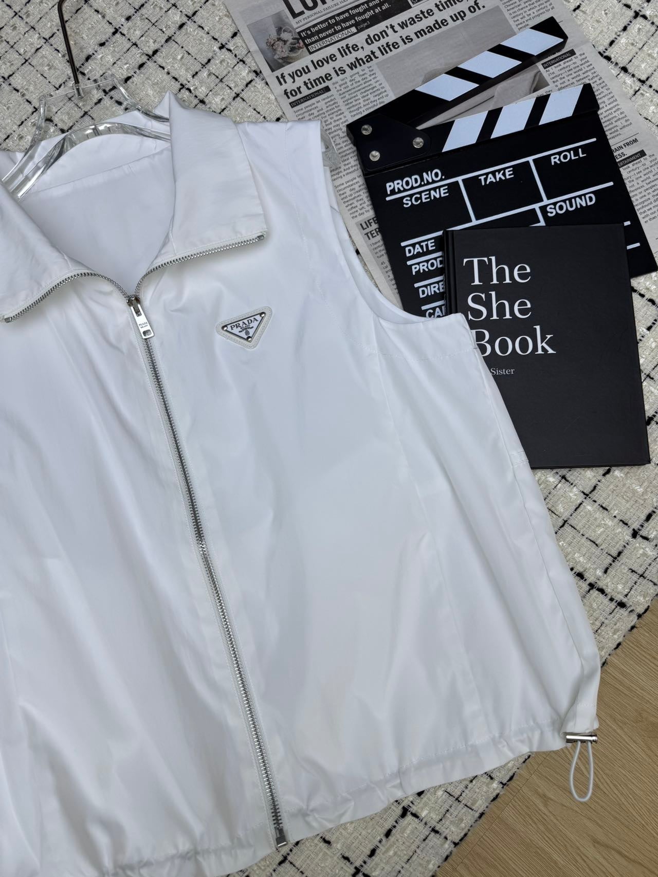 PRADA TOP AND SKIRT SET STYLE 124