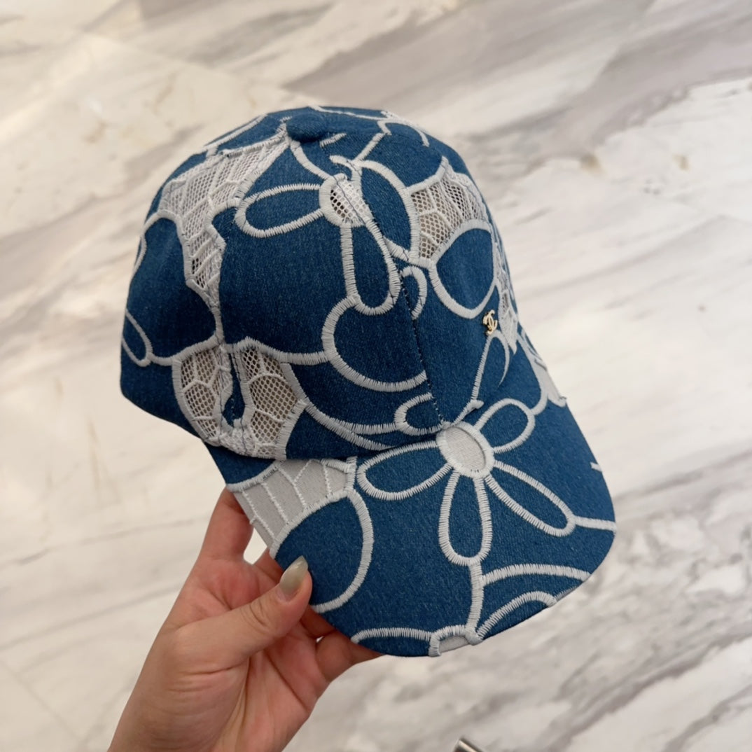 LACE FLORAL BASEBALL HAT 672633