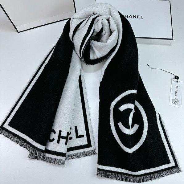 CHANEL 25S SCARF 195 IN CASHMERE WOOL 709604