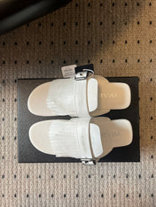 PRADA 25S SHUFFLE LEATHER THONG SANDALS IN IVORY CALFSKIN