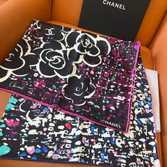 CHANEL 25S SCARF 90 IN SILK TWILL 700817