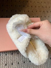 MIUMIU 26S SHEEPSKIN SLIPPERS IN WHITE