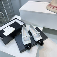 CHANEL FLAT MARY JANE SHOES 25S IN WHITE LAMBSKIN MIX BLACK GLOSSY WITH BOW