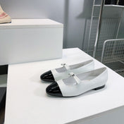 CHANEL FLAT MARY JANE SHOES 25S IN WHITE LAMBSKIN MIX BLACK GLOSSY WITH BOW