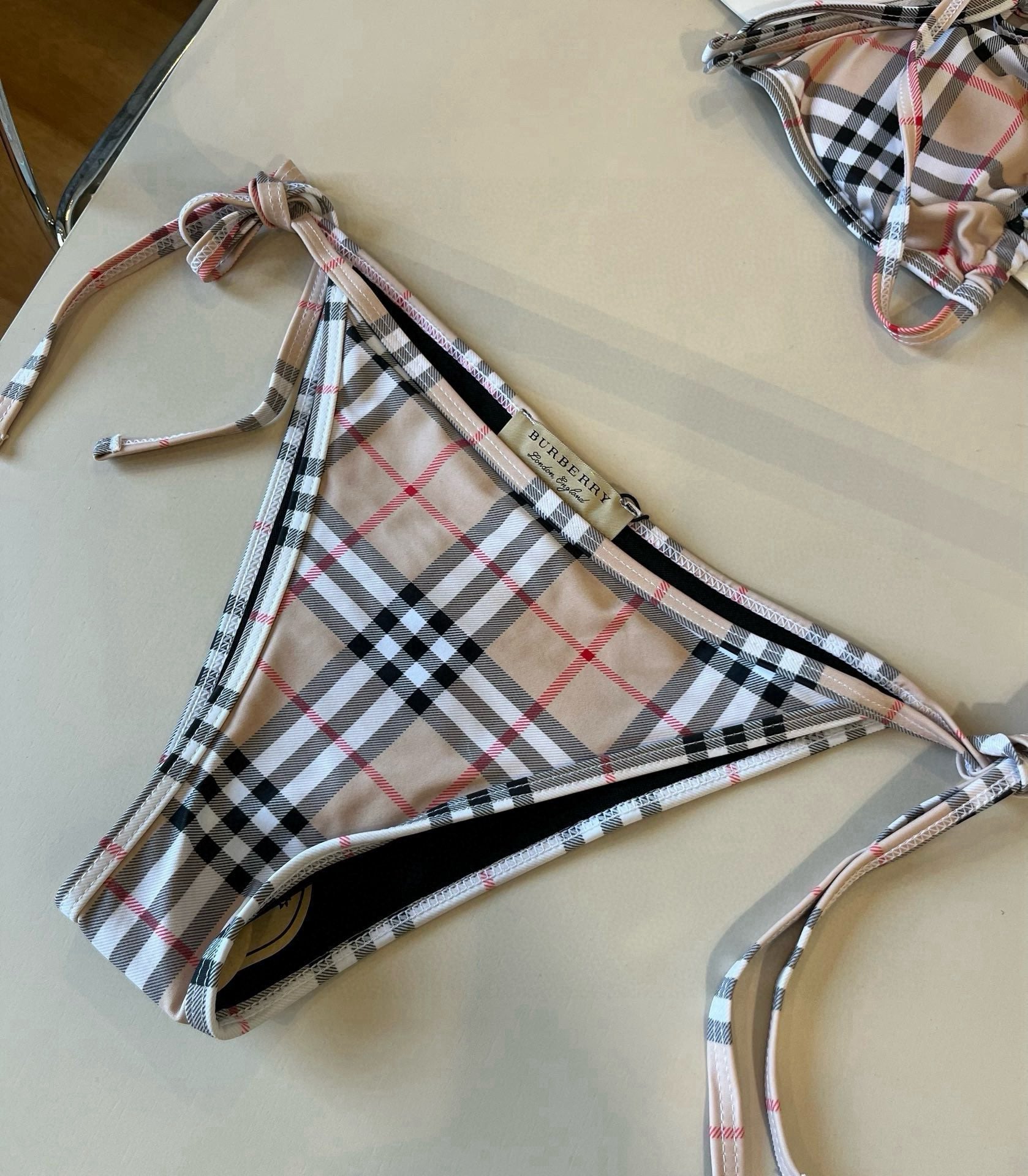 BURBERRY BIKINI 25S TWO PIECE 745898