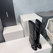 CHANEL HEELED KNEE-HIGH BOOTS 25S 85 MM IN BLACK LAMBSKIN WITH GOLD HARDWARE