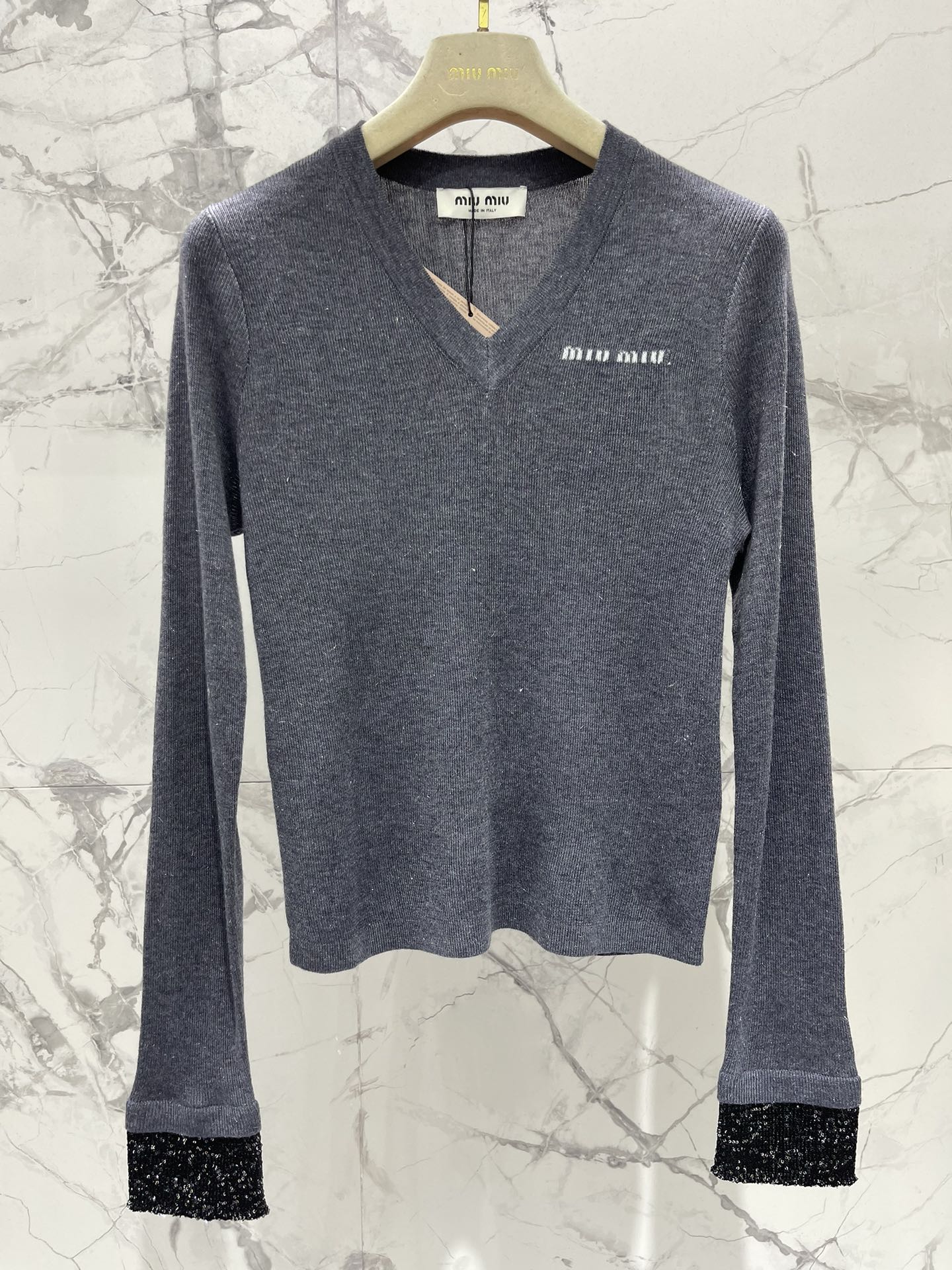 MIUMIU KNIT TOP STYLE 292
