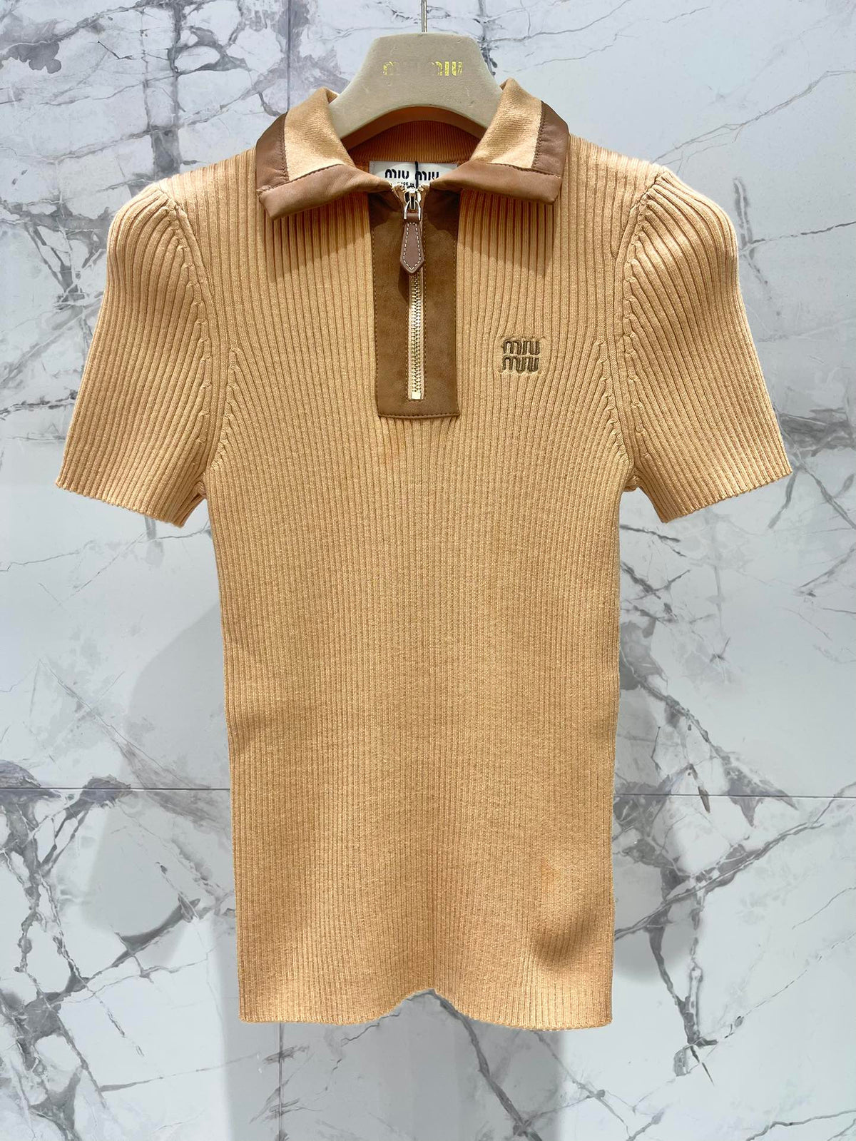 MIUMIU SHORT-SLEEVE KNIT TOP STYLE 263