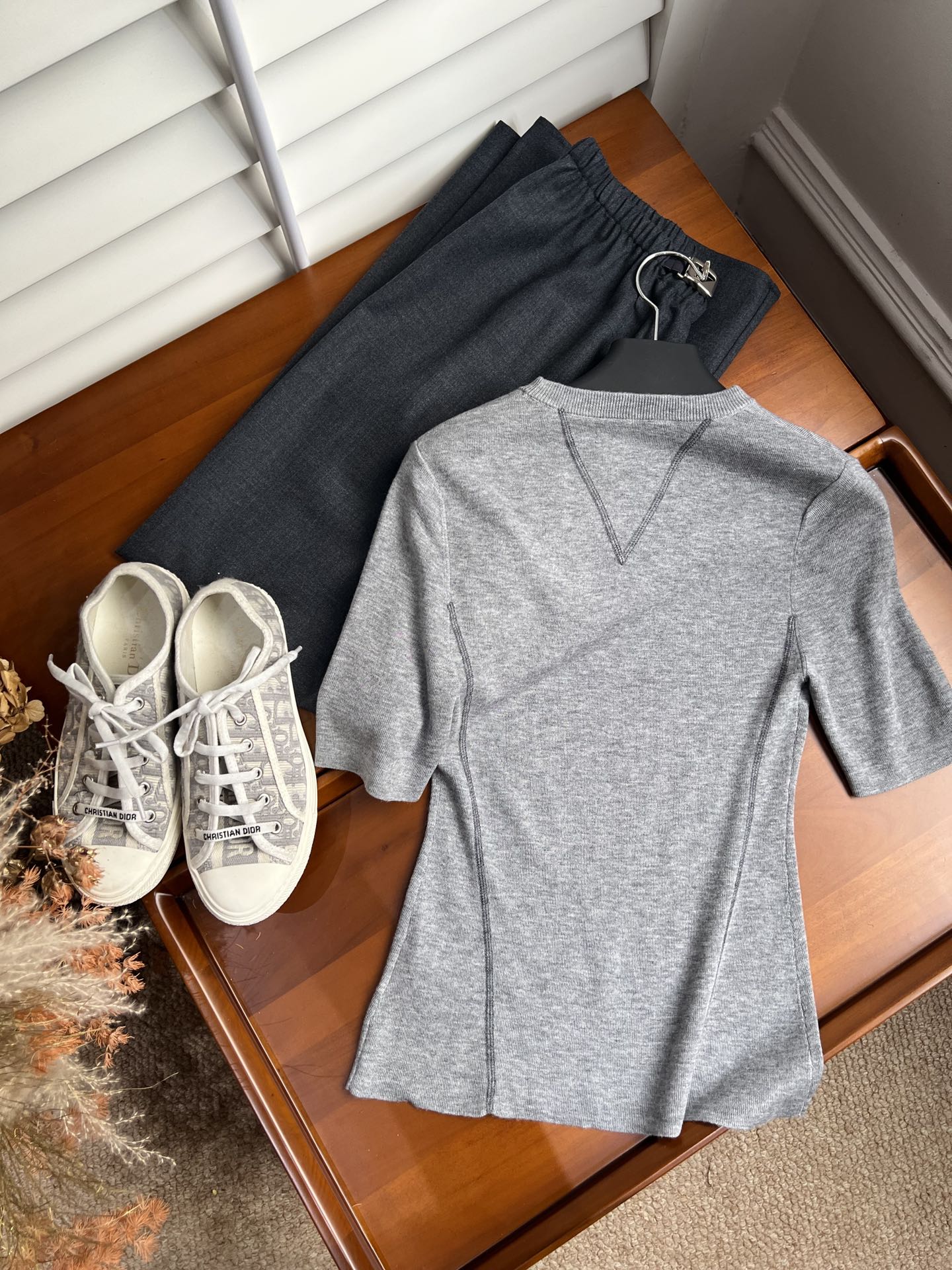 PRADA SHORT-SLEEVE KNIT TOP STYLE 18