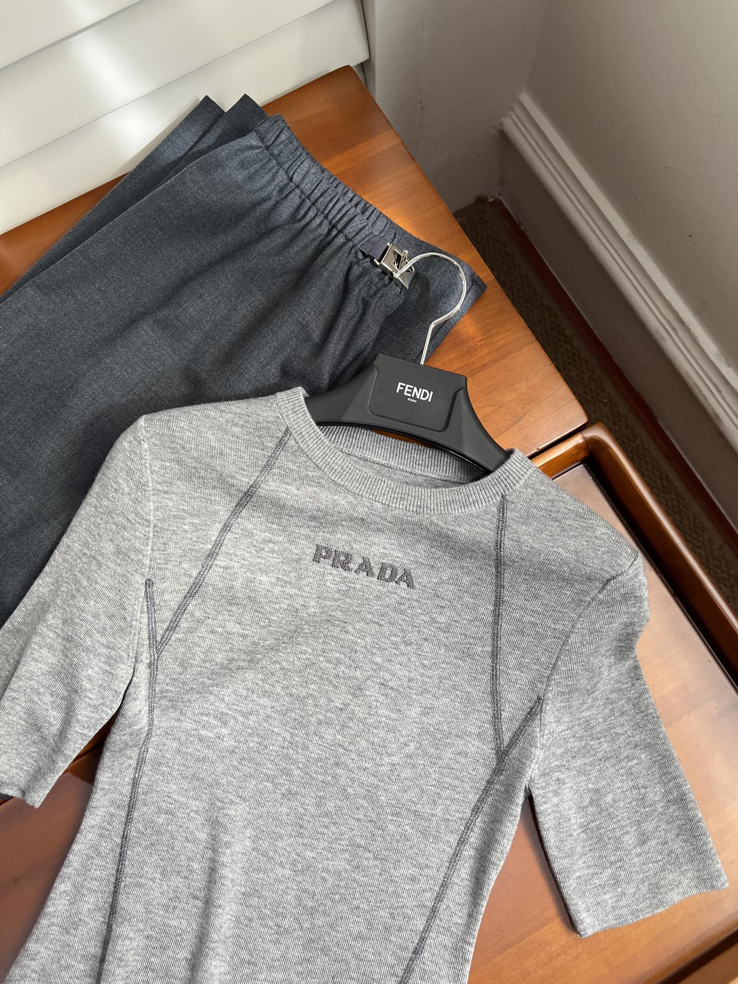 PRADA SHORT-SLEEVE KNIT TOP STYLE 18