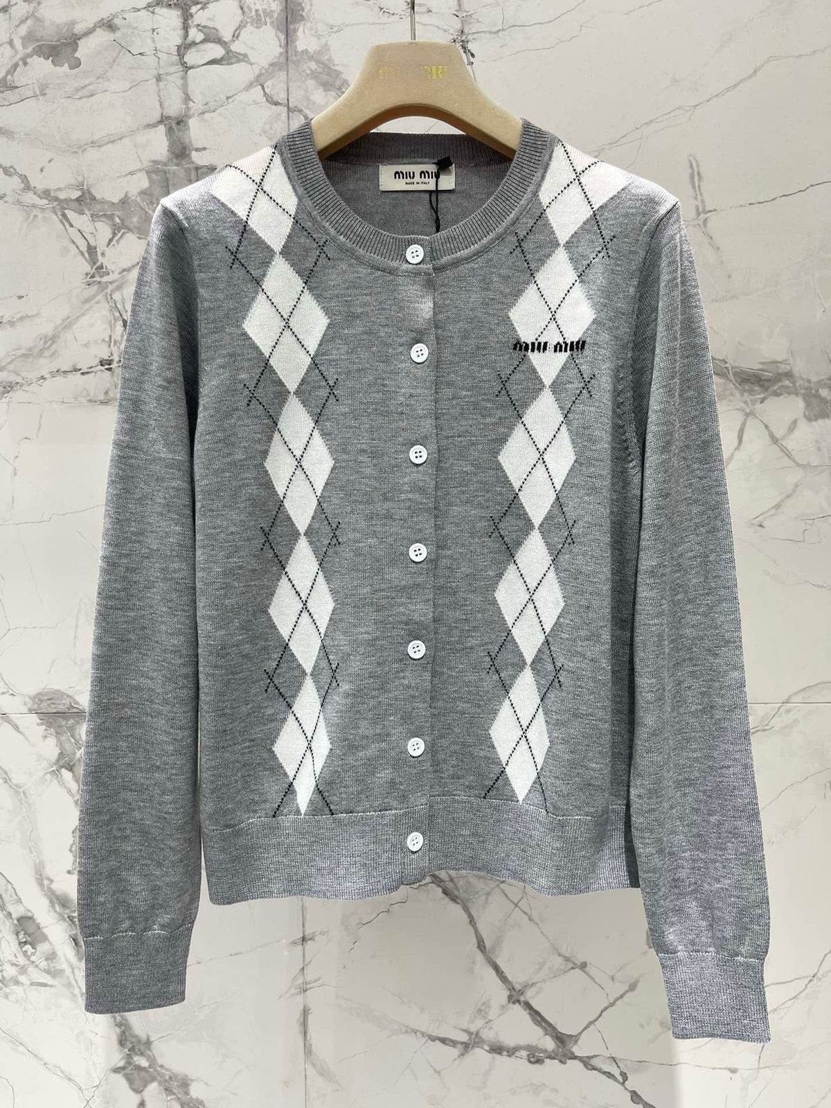 MIUMIU CARDIGAN STYLE 226