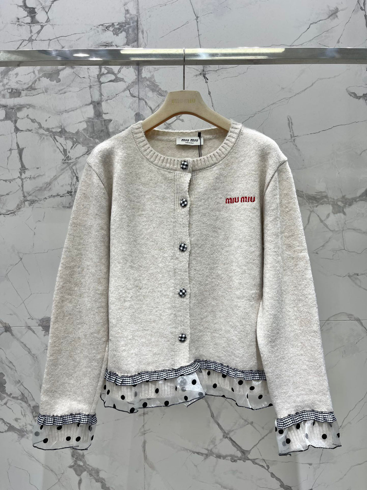 MIUMIU CARDIGAN STYLE 425