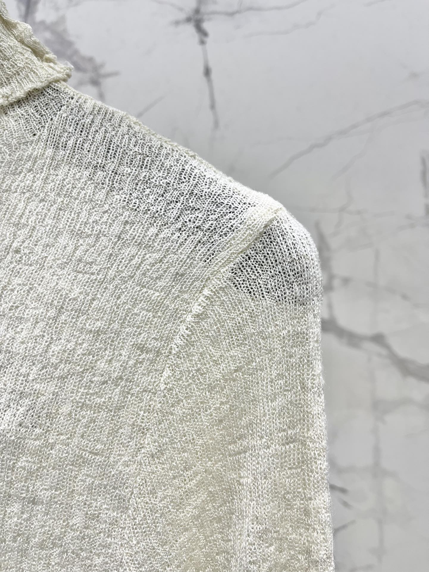 YSL 25S FITTED TURTLENECK SWEATER STYLE 182