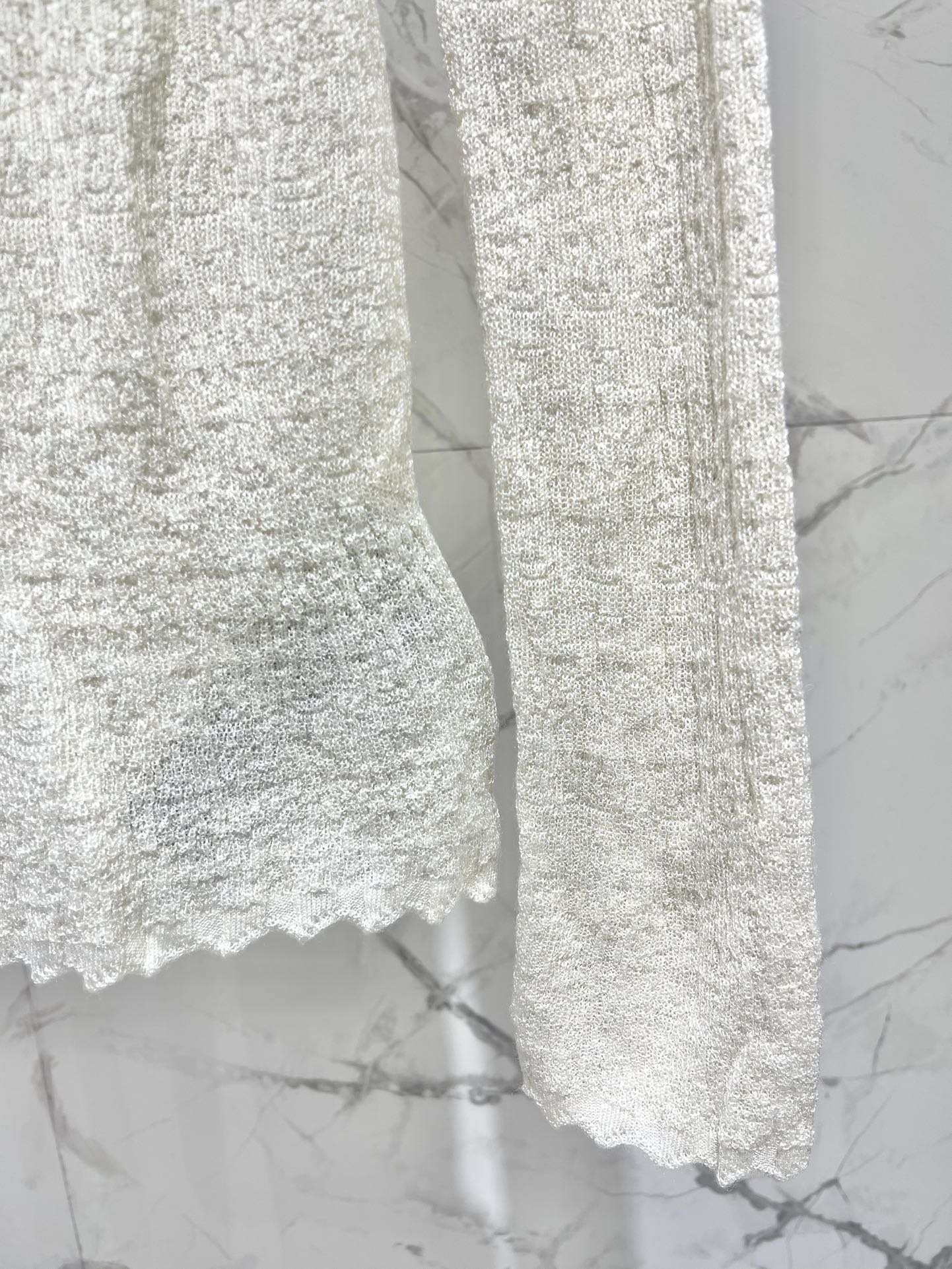 YSL 25S FITTED TURTLENECK SWEATER STYLE 182