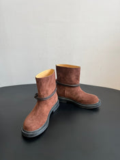 BOTTEGA VENETA 26S ANKLE BOOTS IN BROWN SUEDE