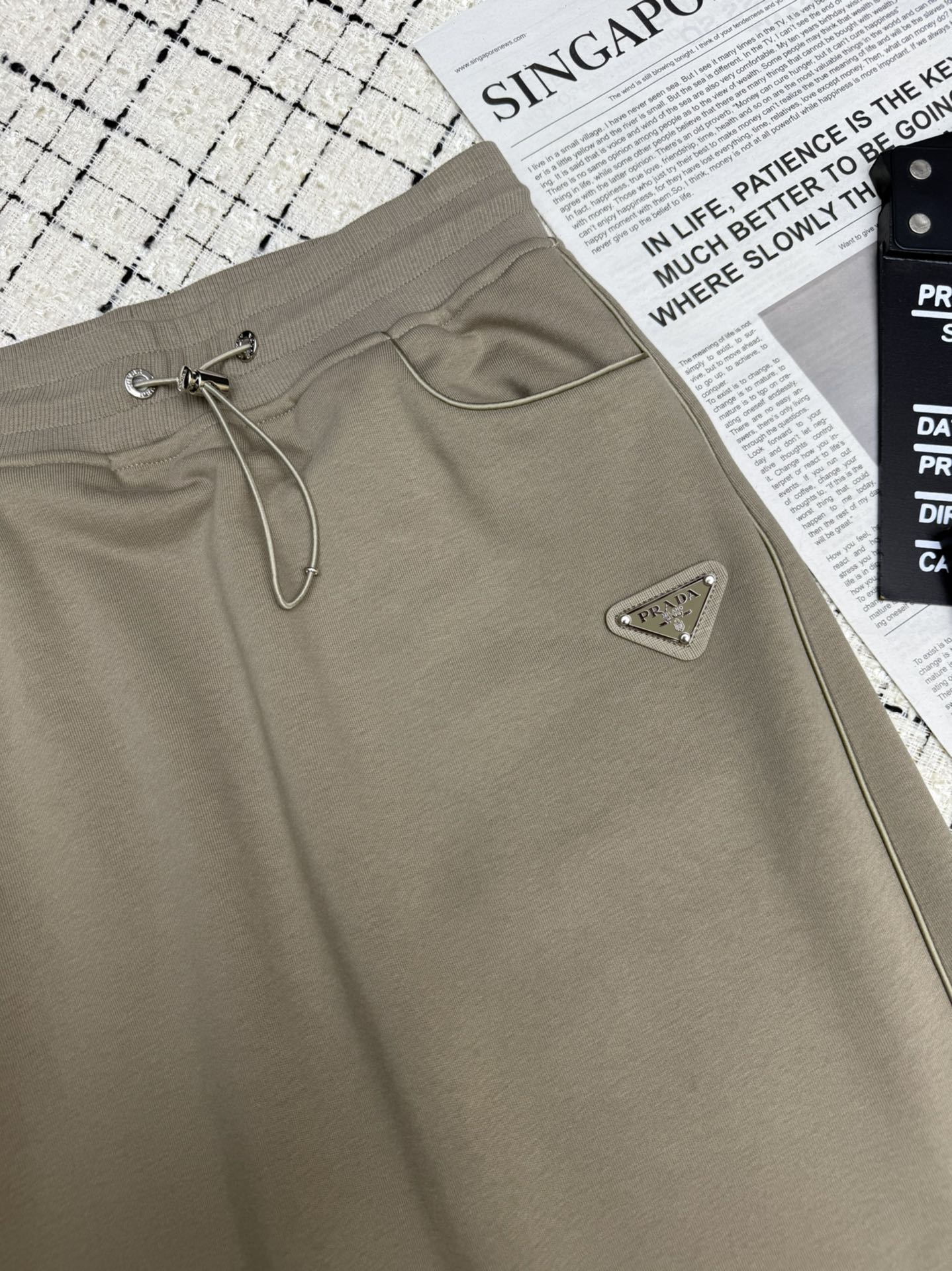 PRADA 25S MIDI SKIRT 331