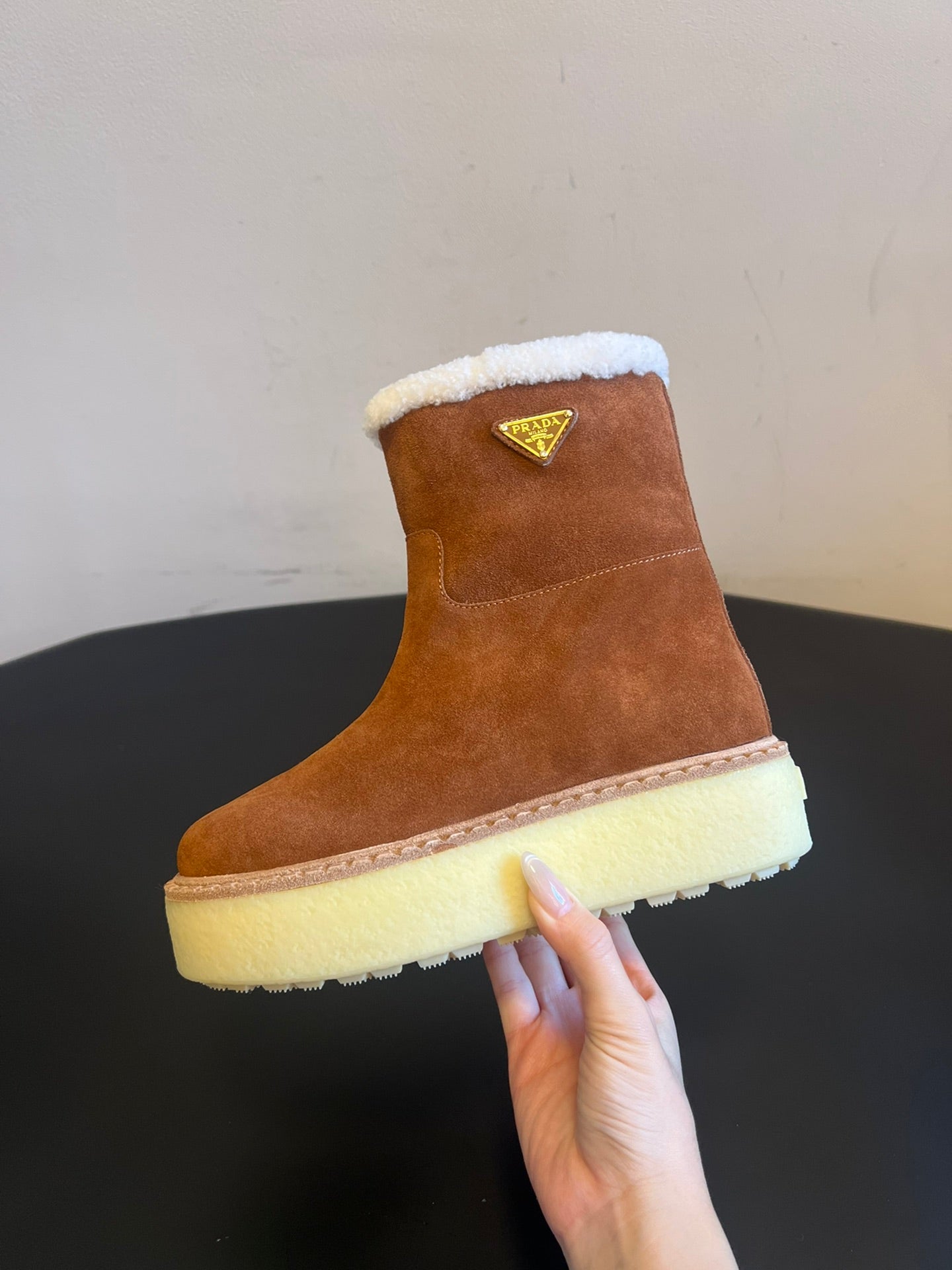 PRADA 25S ANKLE BOOTS 40 MM IN BROWN SUEDE SHEARLING-LINED