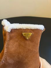 PRADA 25S PLATFORM ANKLE BOOTS 40 MM IN BROWN SUEDE SHEARLING-LINED