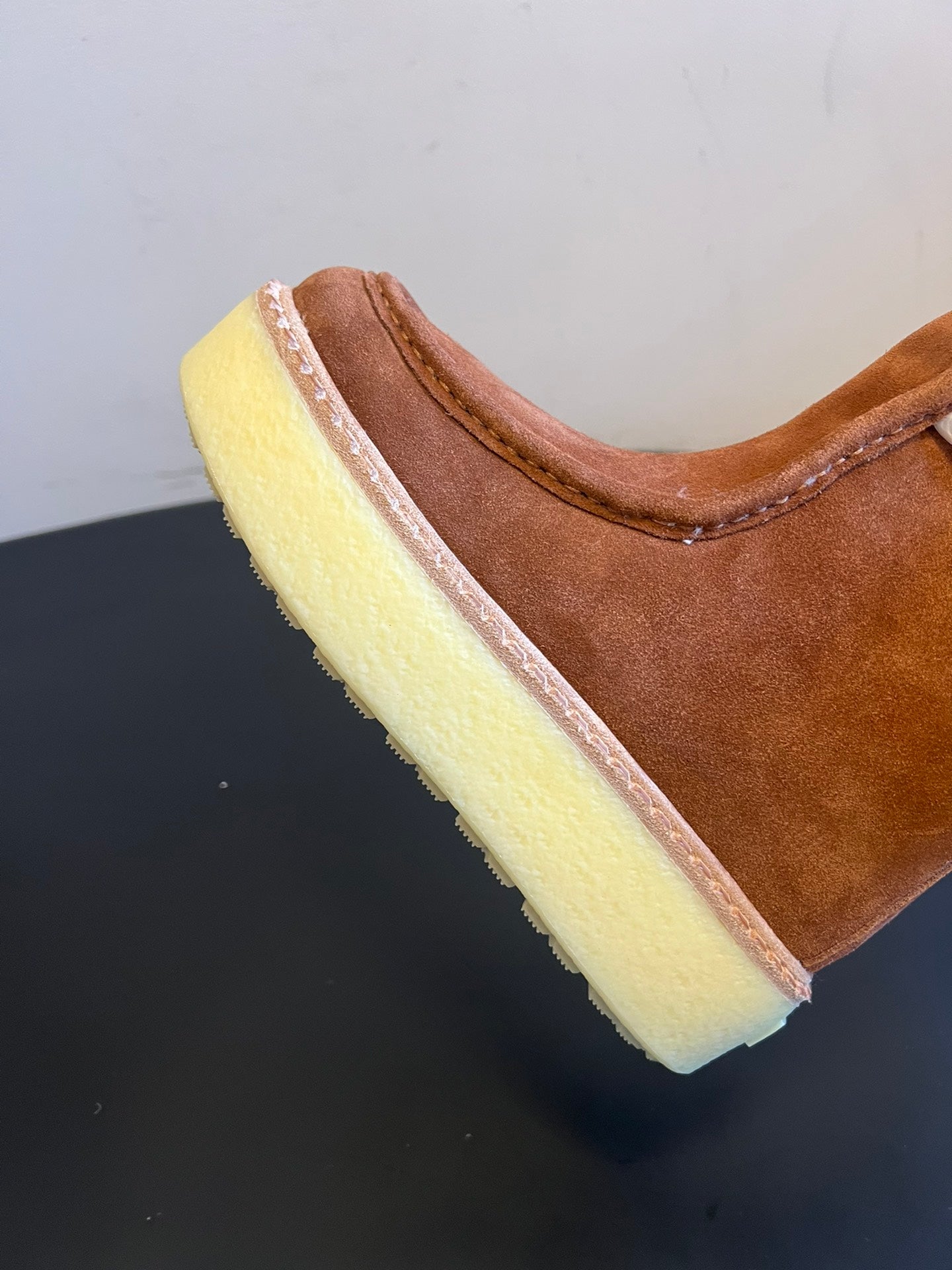 PRADA 25S PLATFORM ANKLE BOOTS 40 MM IN BROWN SUEDE SHEARLING-LINED