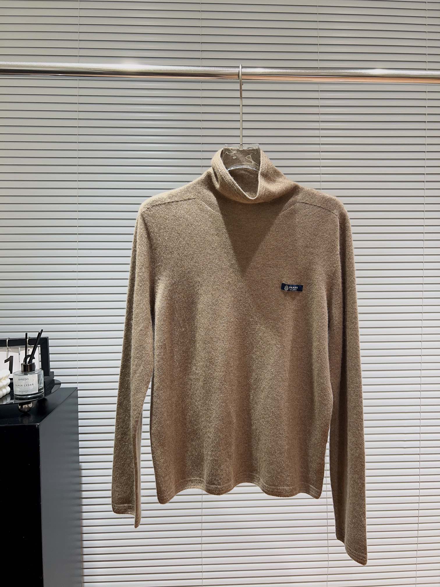 PRADA 25S TURTLENECK SWEATER 414