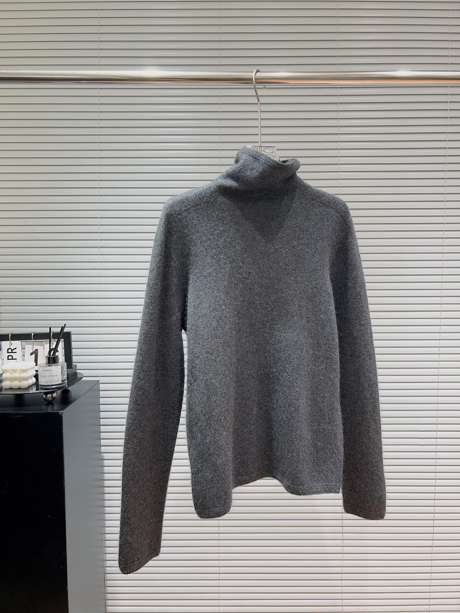 PRADA 25S TURTLENECK SWEATER 412