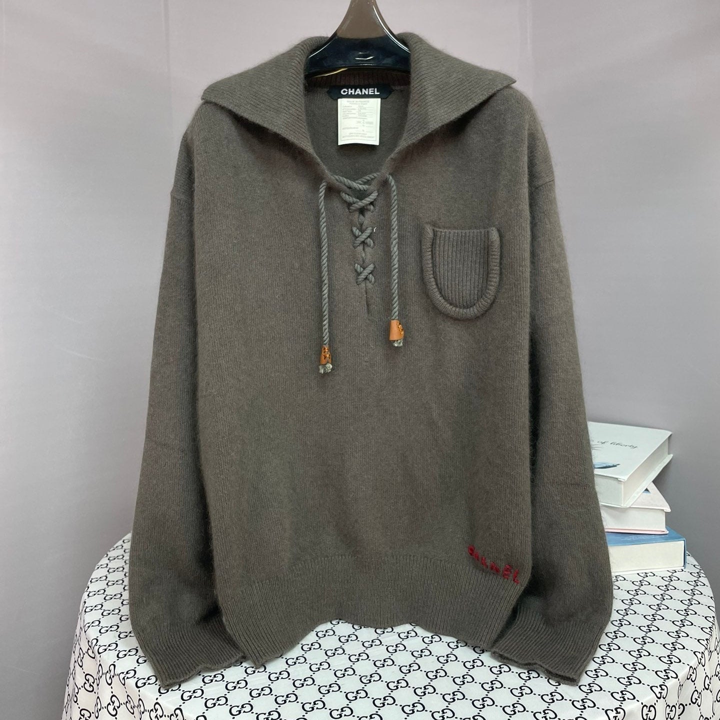 CHANEL 25S COLLARED SWEATER 595