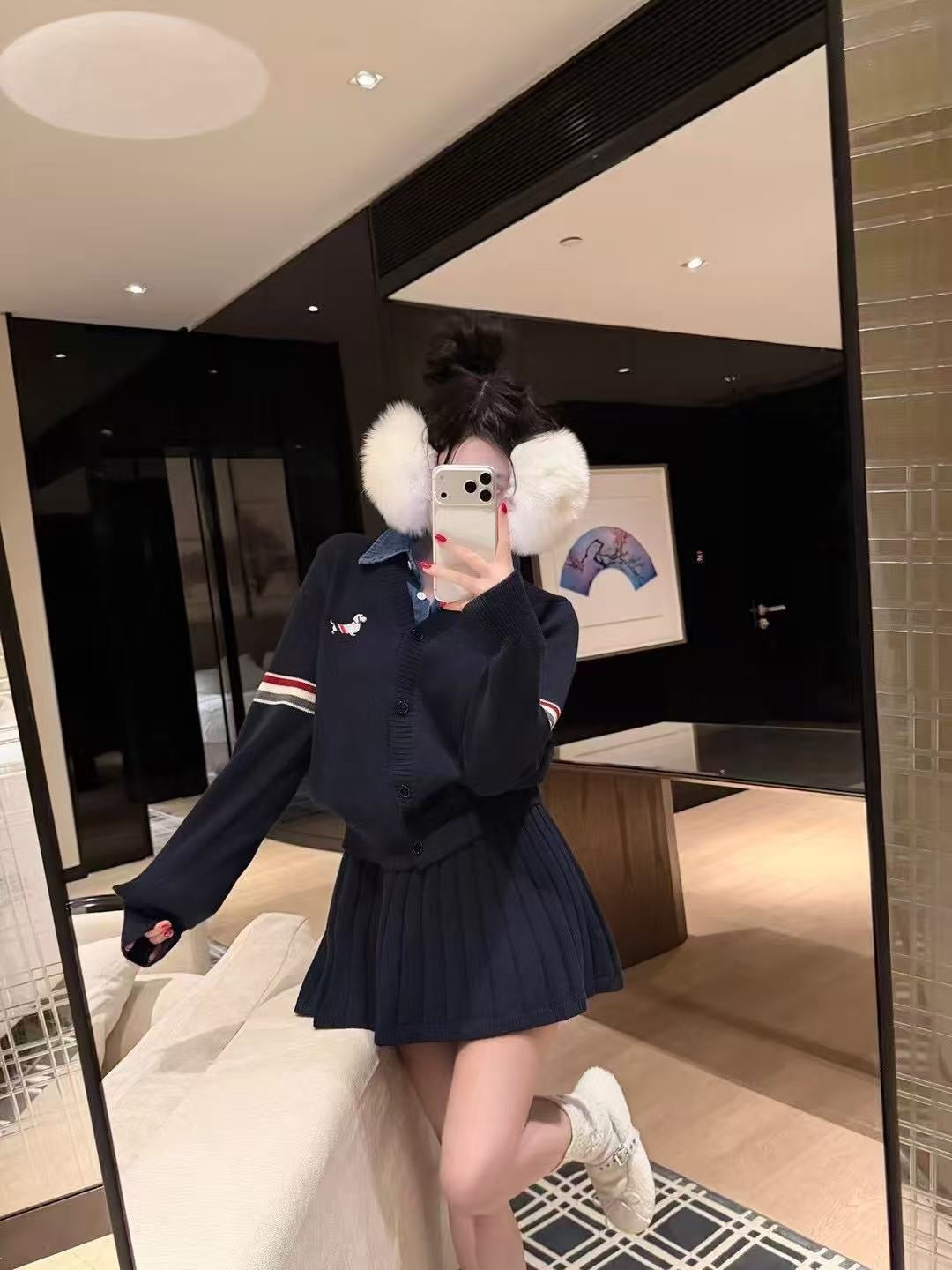 THOM 26S KNIT SET STYLE 42