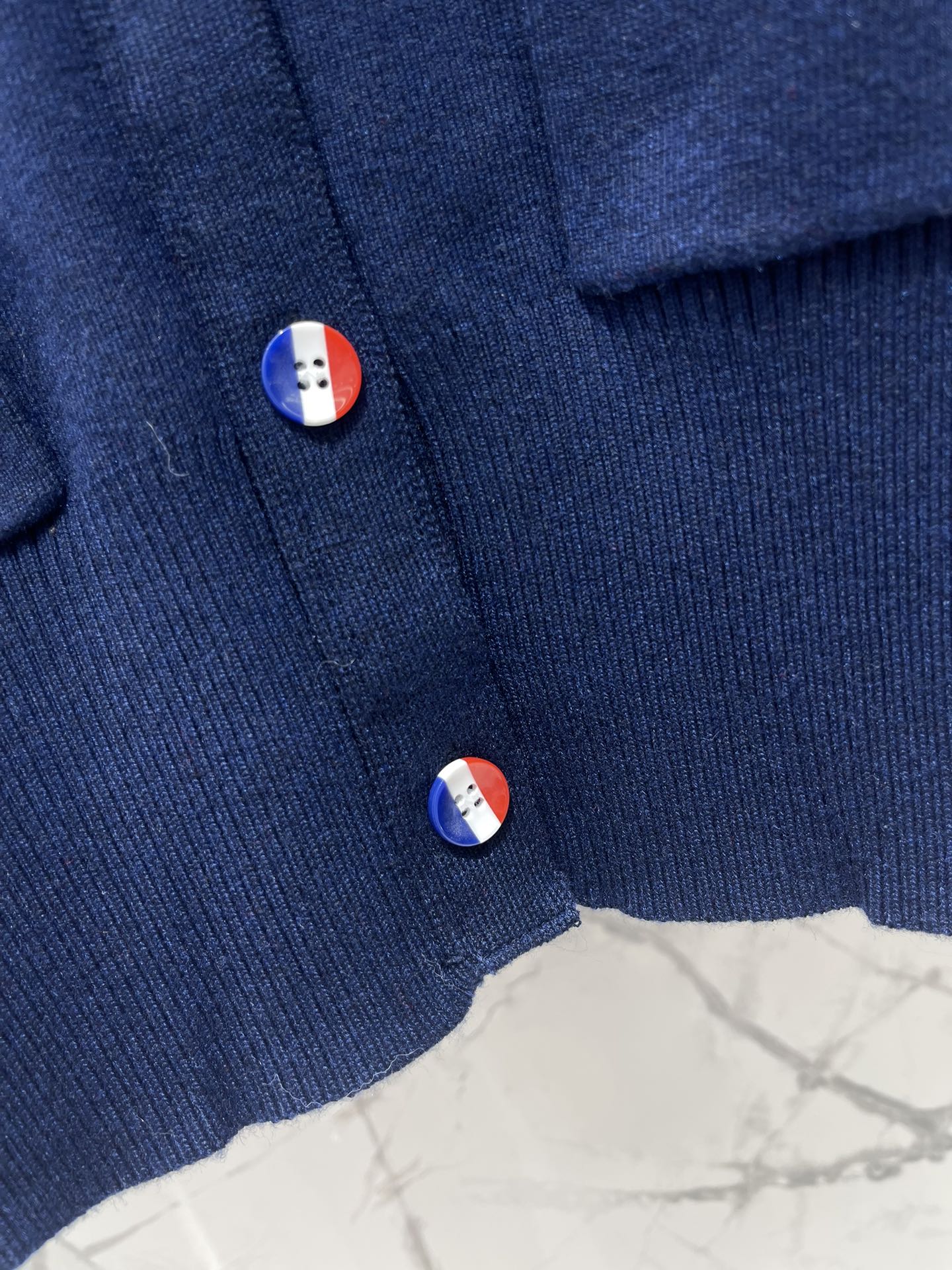 THOM 26S CARDIGAN STYLE 35