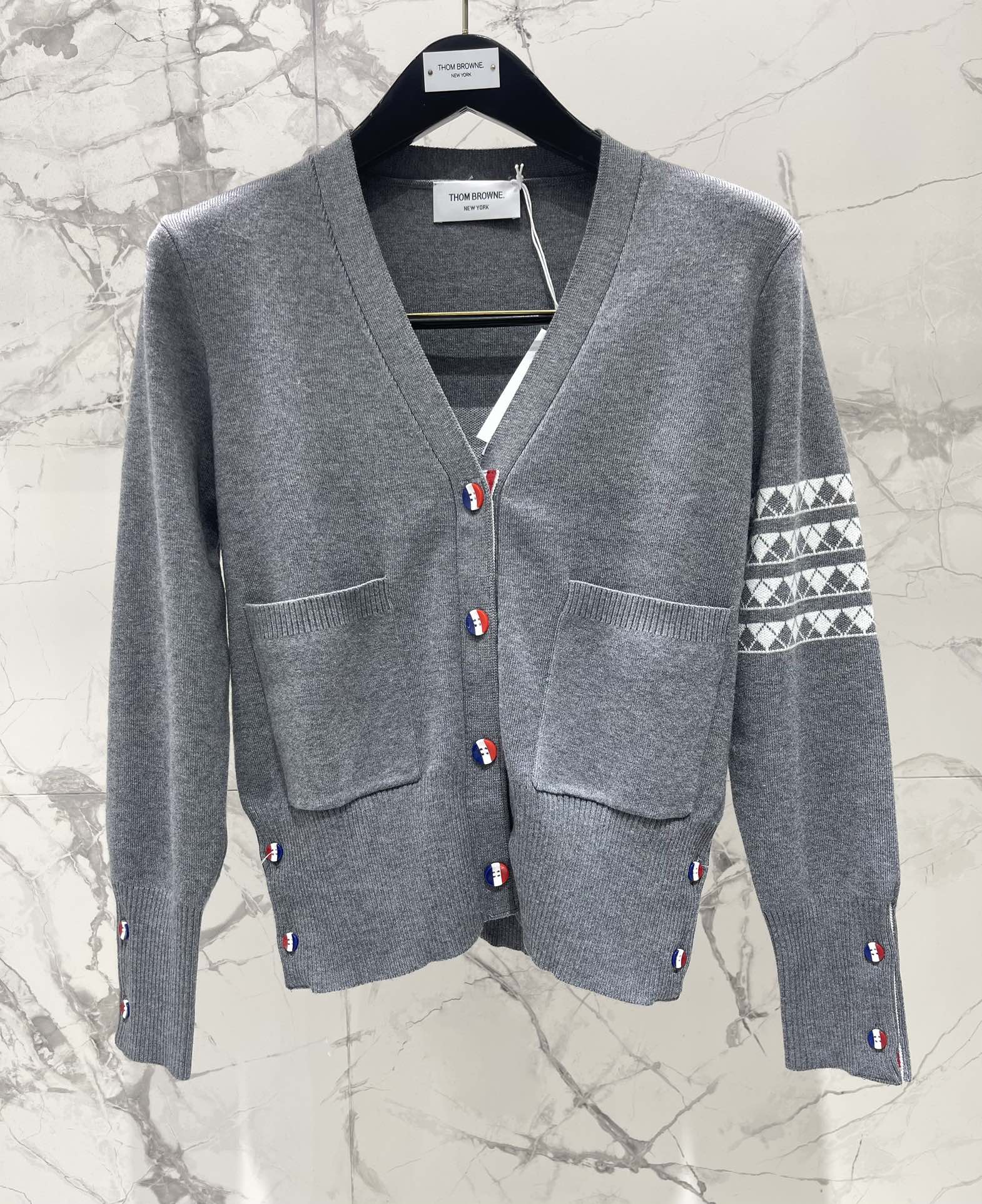 THOM 26S CARDIGAN STYLE 37