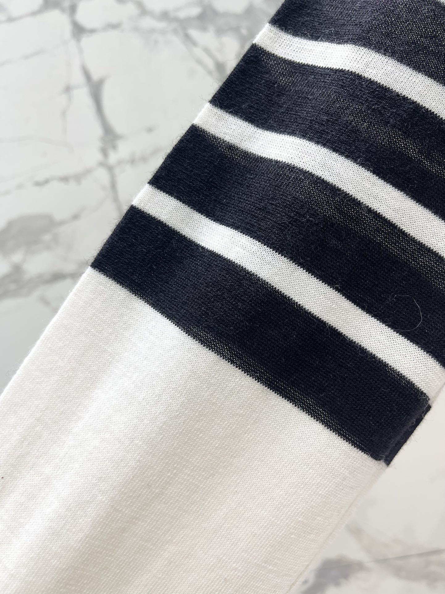 THOM 26S SWEATER STYLE 33