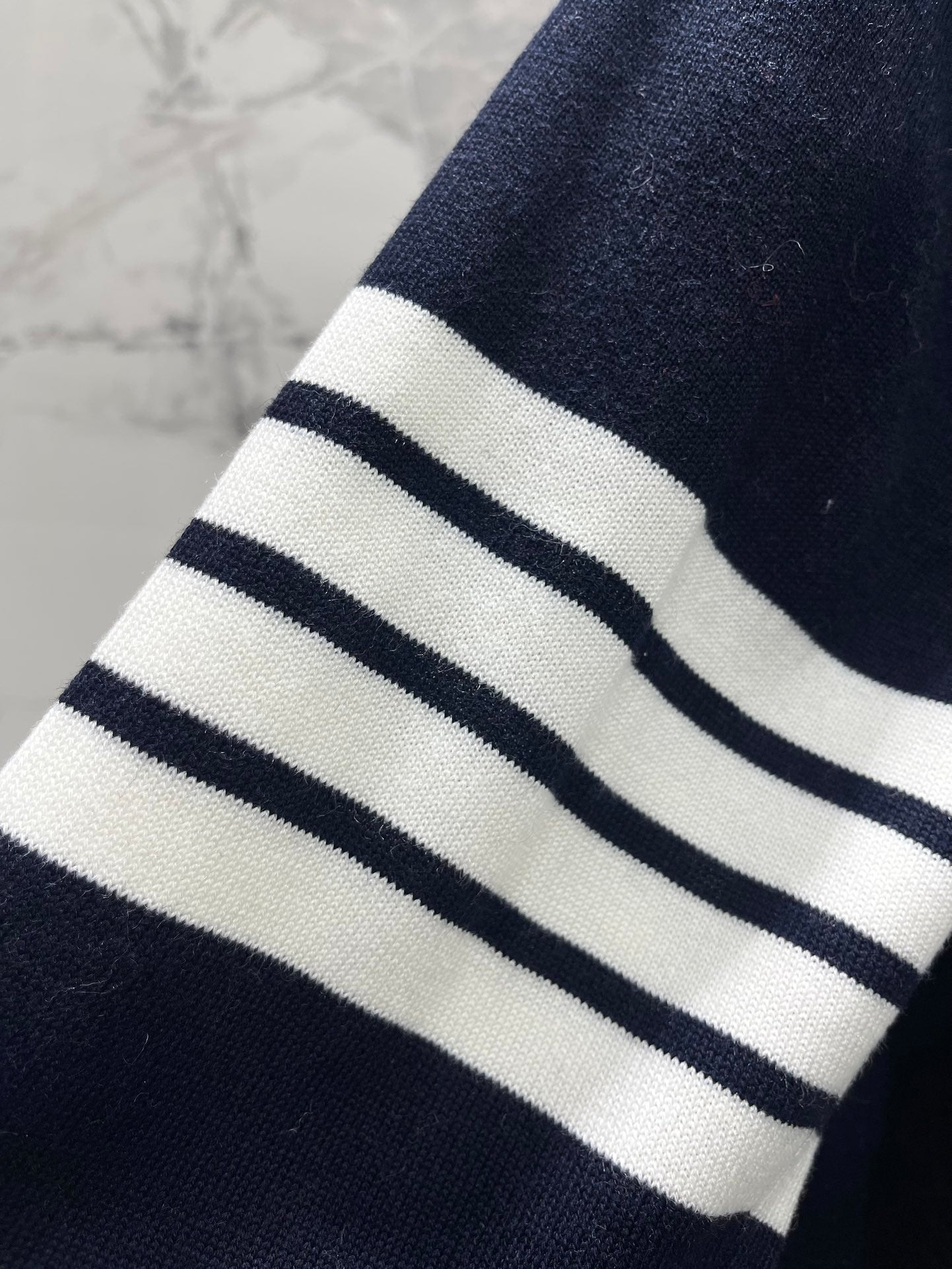 THOM 26S CARDIGAN STYLE 19