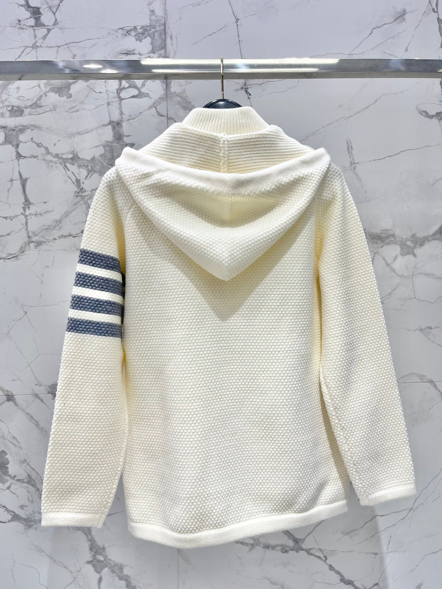 THOM 26S CARDIGAN STYLE 9