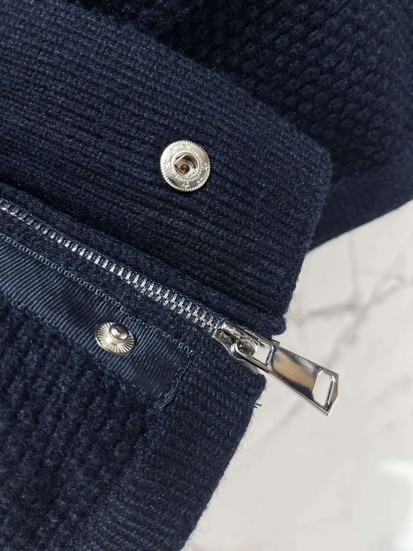 THOM 26S CARDIGAN STYLE 10