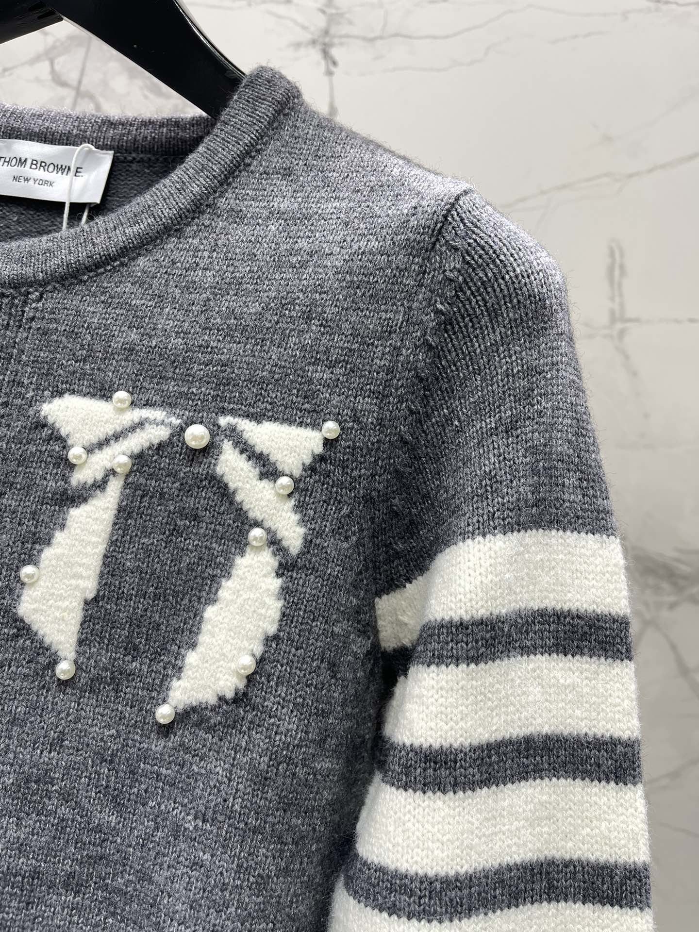 THOM 26S CARDIGAN STYLE 7