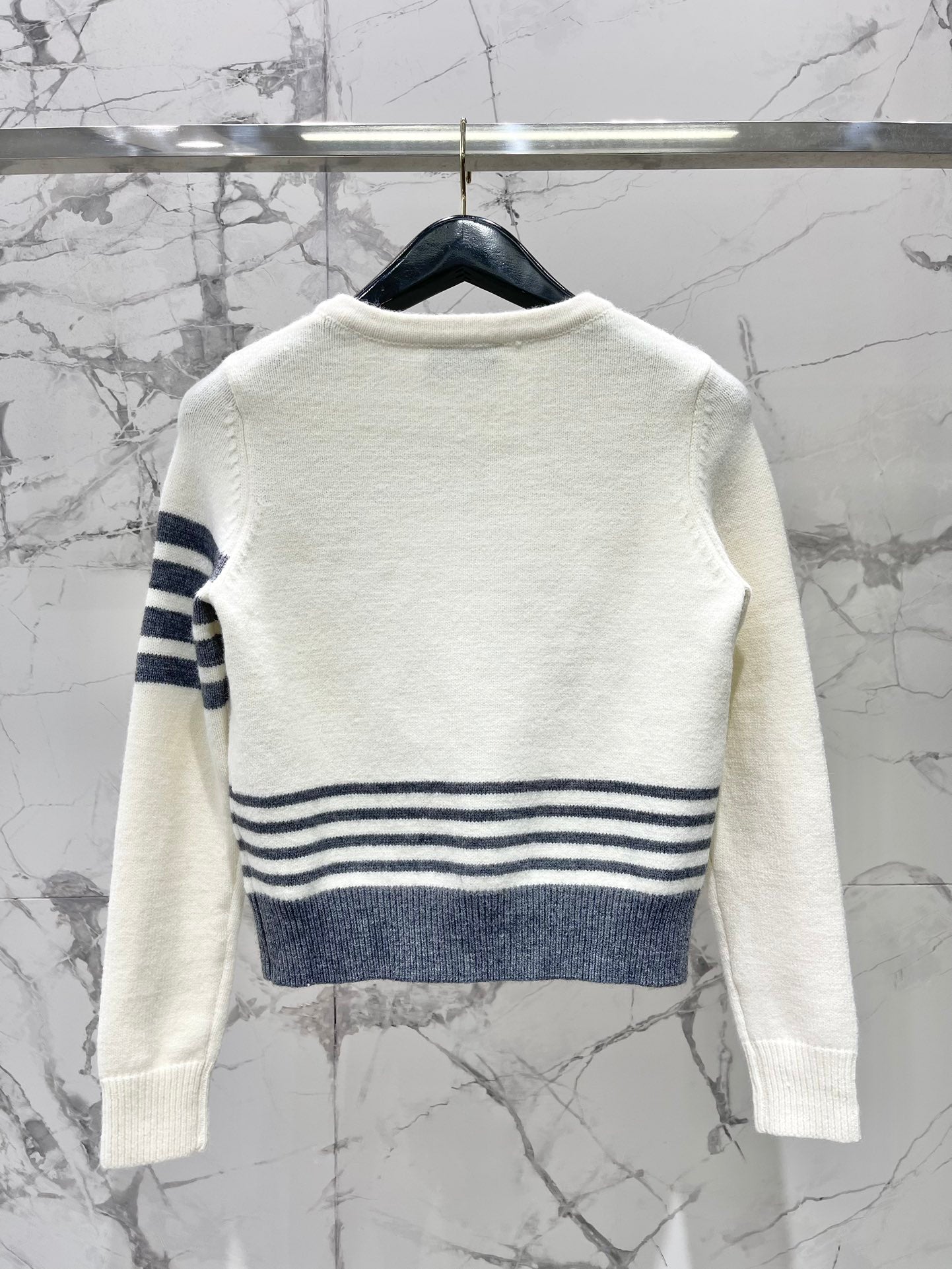 THOM 26S CARDIGAN STYLE 8