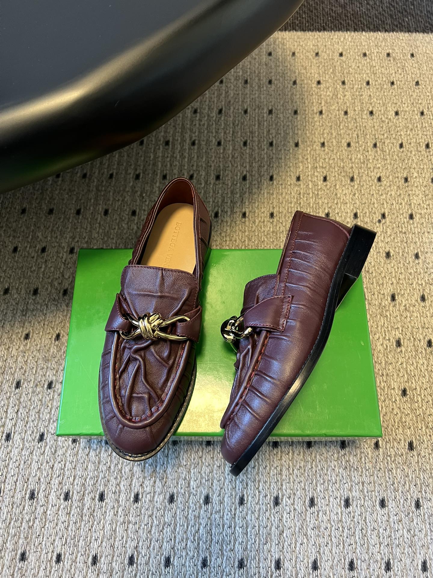 BOTTEGA VENETA 26S LOAFERS IN DARK BROWN LAMBSKIN WITH GOLD HARDWARE