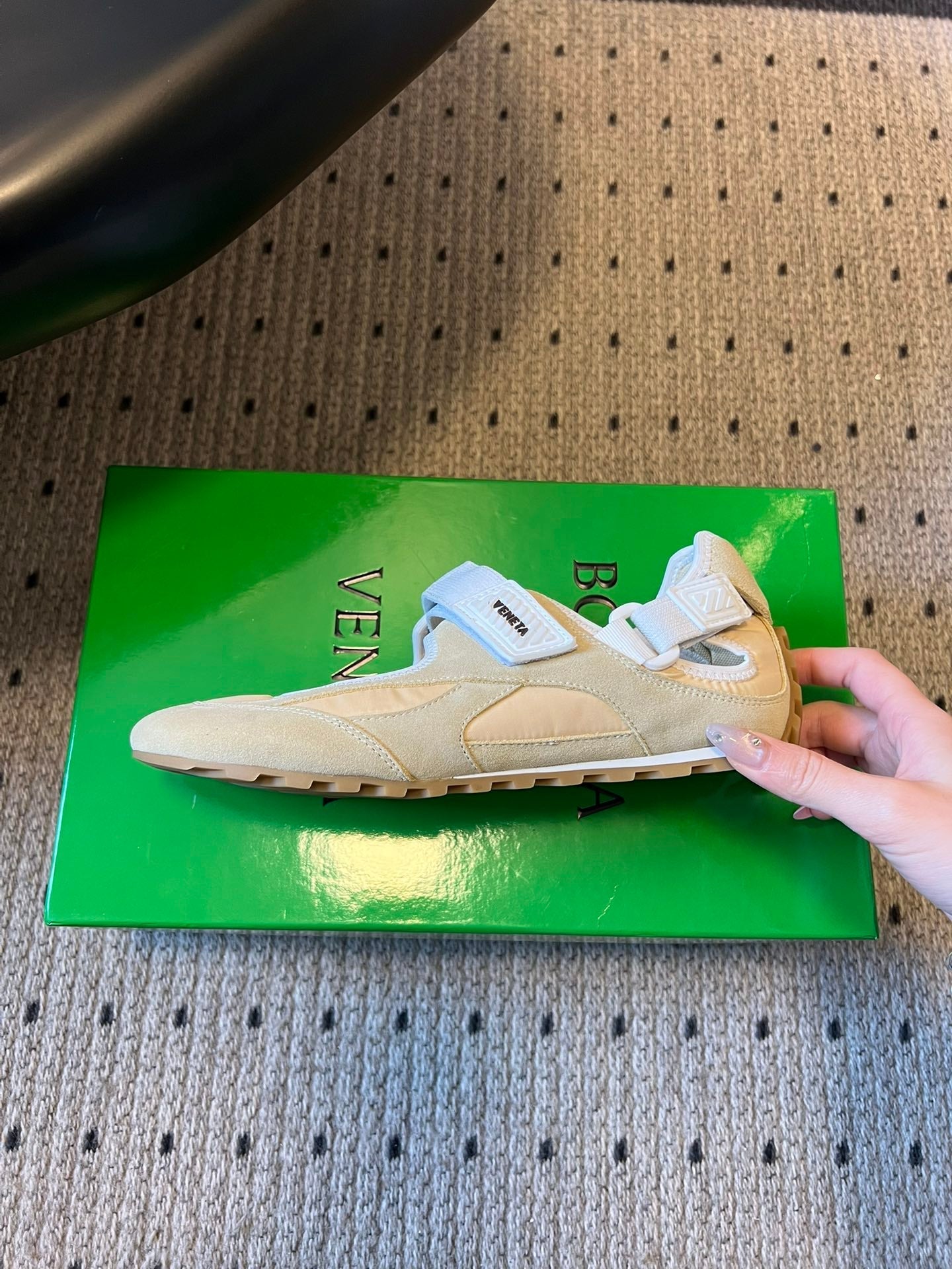 BOTTEGA VENETA 26S MARY JANE SNEAKER IN BEIGE SUEDE AND FABRIC