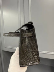 HM KELLY MINI 22 IN BROWN AMERICAN ALLIGATOR SILVER BUCKLE