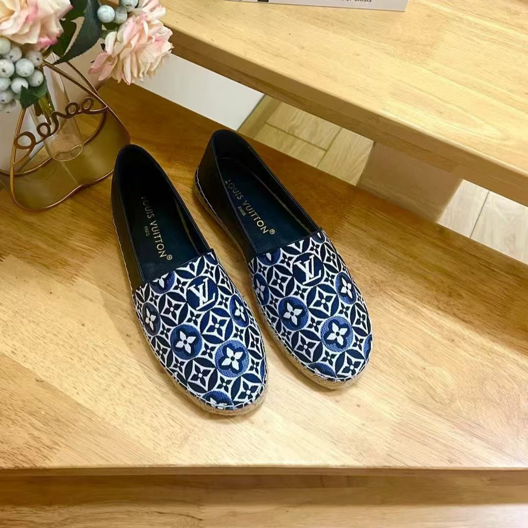 LV HELIOS FLAT ESPADRILLE SANDALS 25S 164374