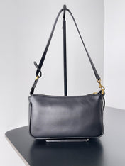 RODEO 22 IN BLACK CALFSKIN GOLD HARDWARE
