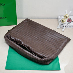 LARGE HOP 54 IN BROWN LAMBSKIN