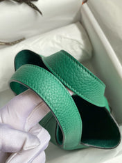 PICOTIN LOCK 18 EMERALD TOGO SILVER HARDWARE