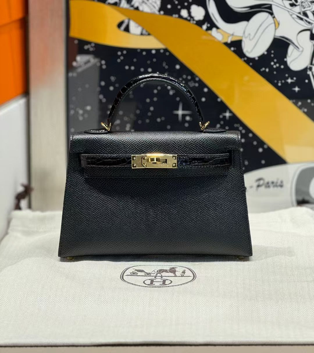HM KELLY MINI 19 BLACK TOGO LETHER GOLD HARDWARE