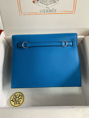 KELLY DANSE 22 EVERCOLOR BLUE IN CALFSKIN SLIVER HARDWARE