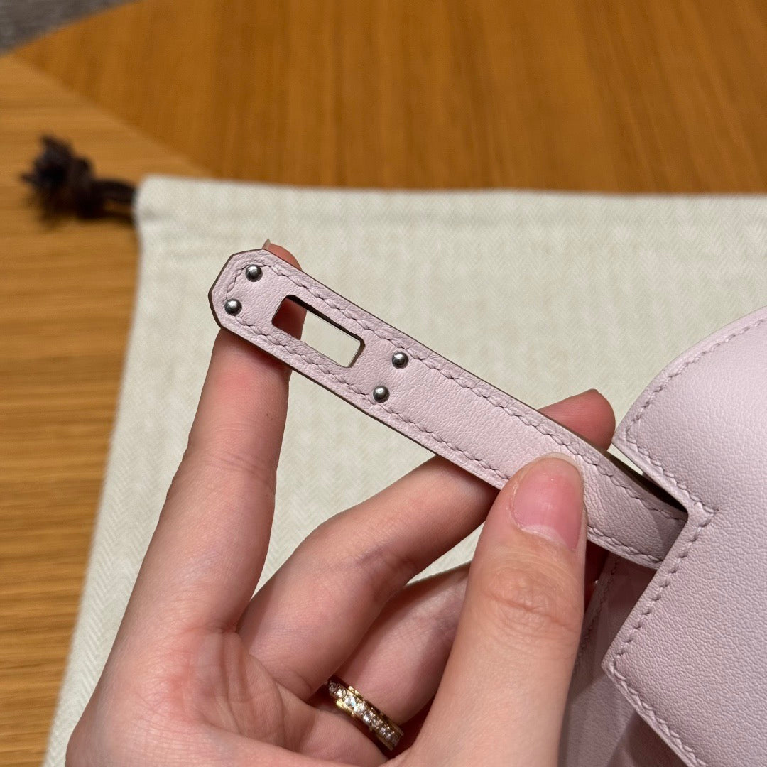 HM KELLY POCHETTE 22 IN LIGHT PINK CALFSKIN SILVER HARDWARE