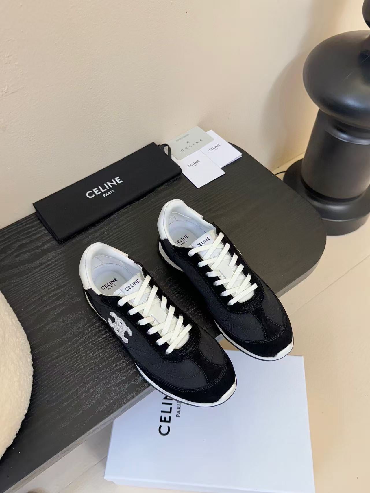 CELINE TRAINRES IN BLACK MIX WHITE SUEDE AND FABRIC