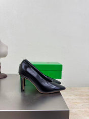 HIGH PUMP IN BLACK SHINY CALFSKIN