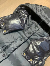 HOODED LONG PUFFER JACKET IN BLACK