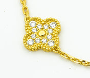 CLOVER BRACELET 5 MOTIF MOP AND DIAMOND