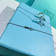 INTERLOCKING CIRCLES PENDANT SMALL NECKLACE